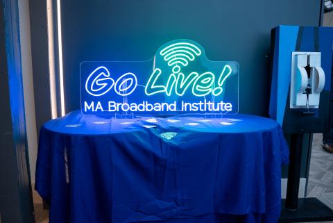 Go Live Digital Neon Sign